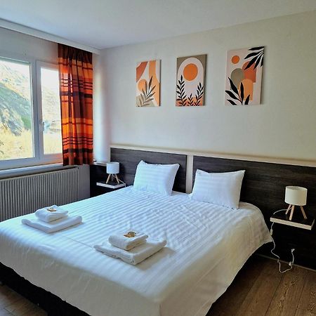 סיון Hotel Castel מראה חיצוני תמונה
