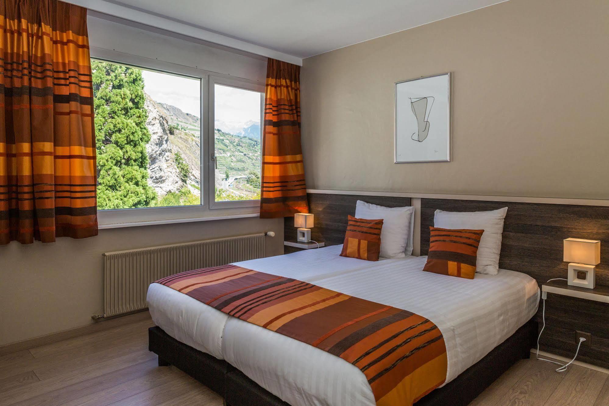 סיון Hotel Castel מראה חיצוני תמונה